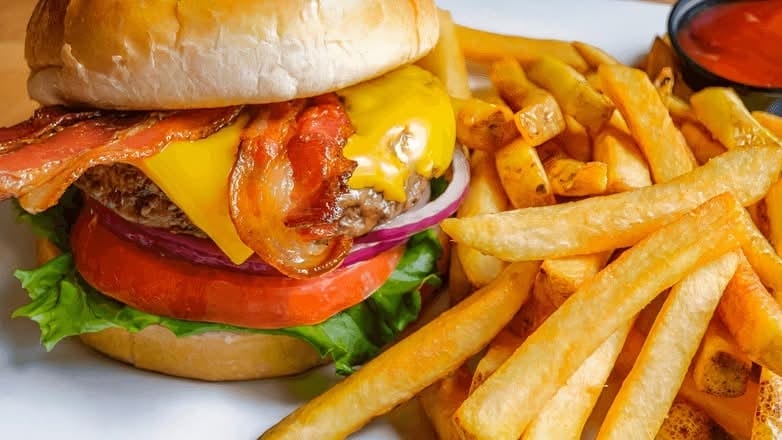 Bacon Cheeseburger (Combo).